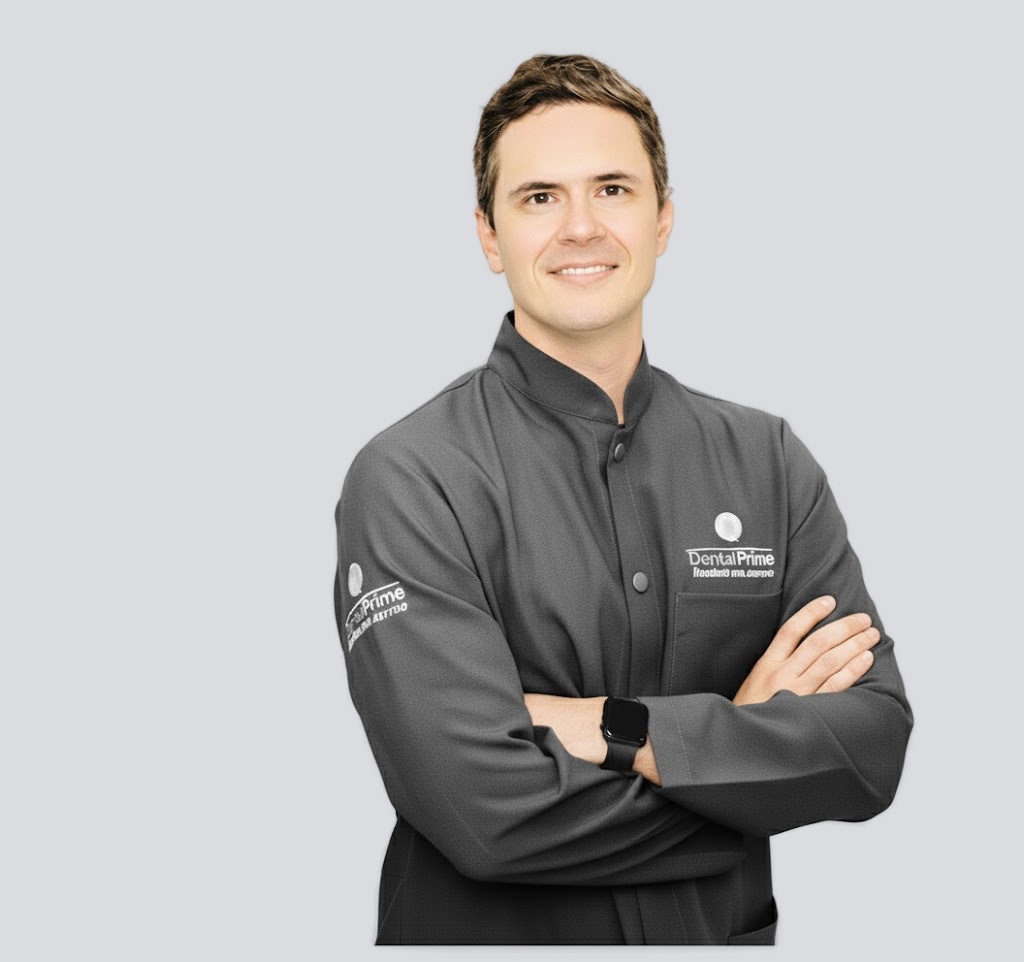 Dr. Eduardo - Especialista em Implantodontia